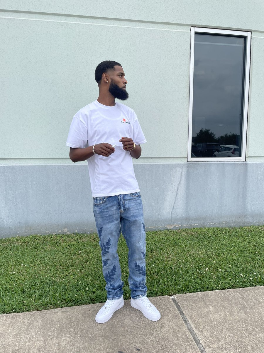 biganauu's tweet photo. #freemoneymon 🔓 https://t.co/dA4O0UxJBJ