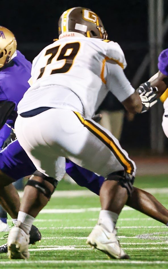 JuCo Football Forer (@jucofootballace) on Twitter photo Steven Moore <a href="/StevenMoore59/">Steven moore</a> @ Garden City JuCo <a href="/GCCC_FOOTBALL/">Broncbuster Football</a> picks up <a href="/SouthernMissFB/">Southern Miss Football</a> Offer <a href="/KiyoshiHarris/">Coach Kiyoshi Harris</a> Steven Moore <a href="/StevenMoore59/">Steven moore</a> @ Garden City JuCo <a href="/GCCC_FOOTBALL/">Broncbuster Football</a> picks up <a href="/SouthernMissFB/">Southern Miss Football</a> Offer <a href="/KiyoshiHarris/">Coach Kiyoshi Harris</a>