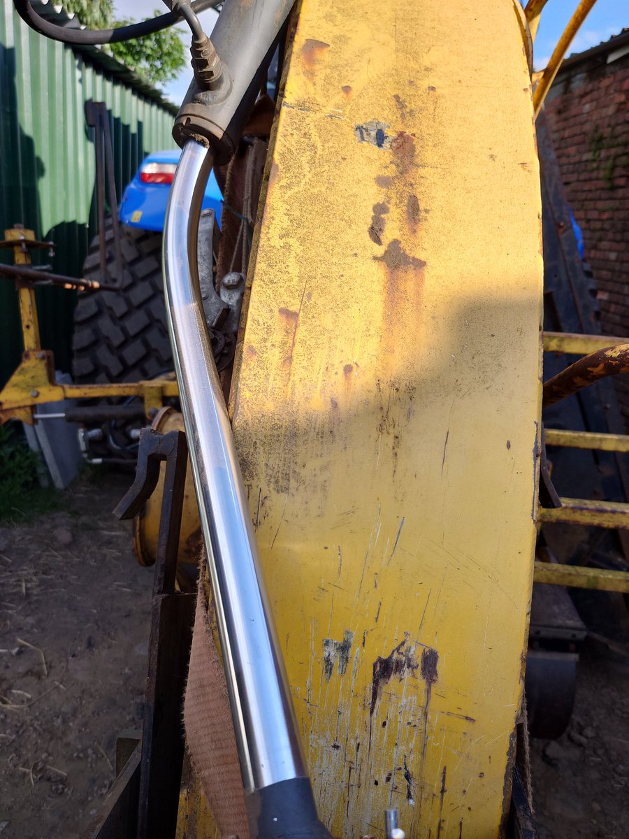 BPG Contractors Ltd (@bpgcontractors) on Twitter photo FFS,...... luckily it was the last lateral being installed, call to <a href="/AFTTrenchers/">AFT Trenchers</a> to ๐ง๐จ FFS,...... luckily it was the last lateral being installed, call to <a href="/AFTTrenchers/">AFT Trenchers</a> to ๐ง๐จ