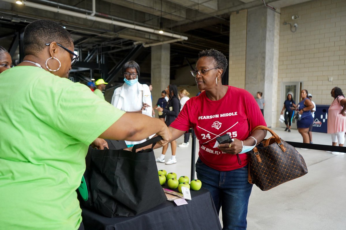 We miss our Catch 23 fam! Good luck to all the students finishing finals — and congrats to those who’ve already wrapped up the semester! We’re working hard to support the community even more this year. Can’t wait to see y’all soon! #Catch23Foundation #GivingBack