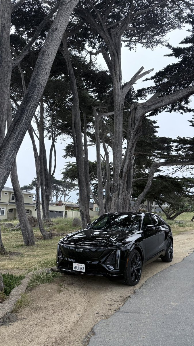 Enjoying the #Lyriq over this weekend in California!
<a href="/Cadillac/">Cadillac</a>