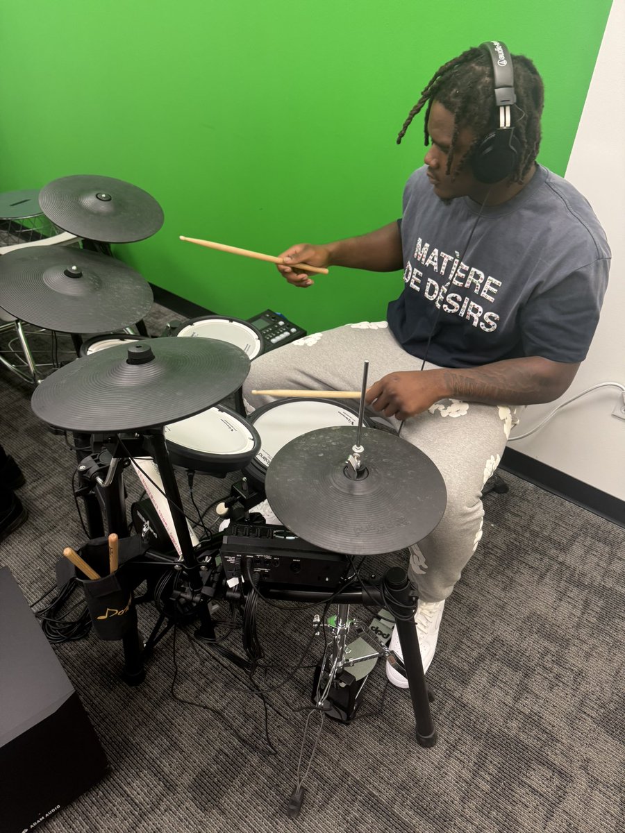 Justus “Jay” Terry tweet media