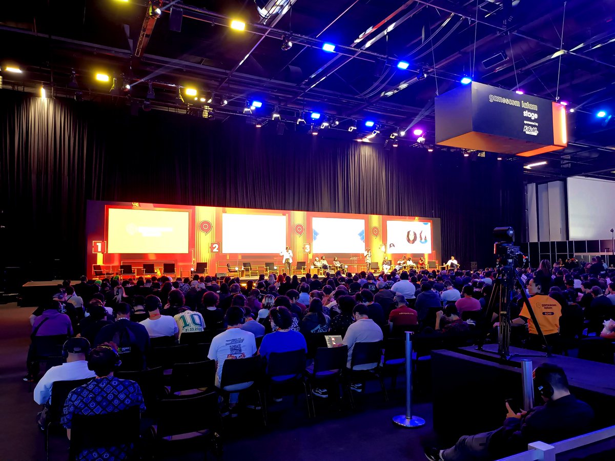 ProjectRialto's tweet photo. We had an incredible time at #GamescomLATAM!

@MSpiegel3DArt and Pedro represented @Atlantis3DSTU , met amazing devs, and played great games!   

Huge thanks to everyone we met. Can’t wait for next year! #IndieDev #GameDev #ProjectRialto #Atlantis3DStudios #Gamescom https://t.co/lQ4gbYcj34