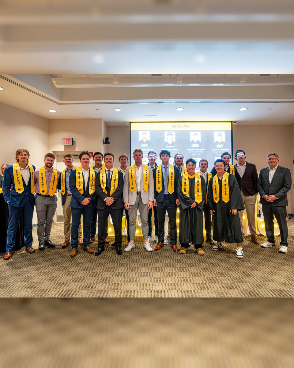VCU Baseball (@vcubaseball) on Twitter photo Congratulations to our 2025 grads!
Weโre so proud of you๐๐
#LetsGoVCU Congratulations to our 2025 grads!
Weโre so proud of you๐๐
#LetsGoVCU