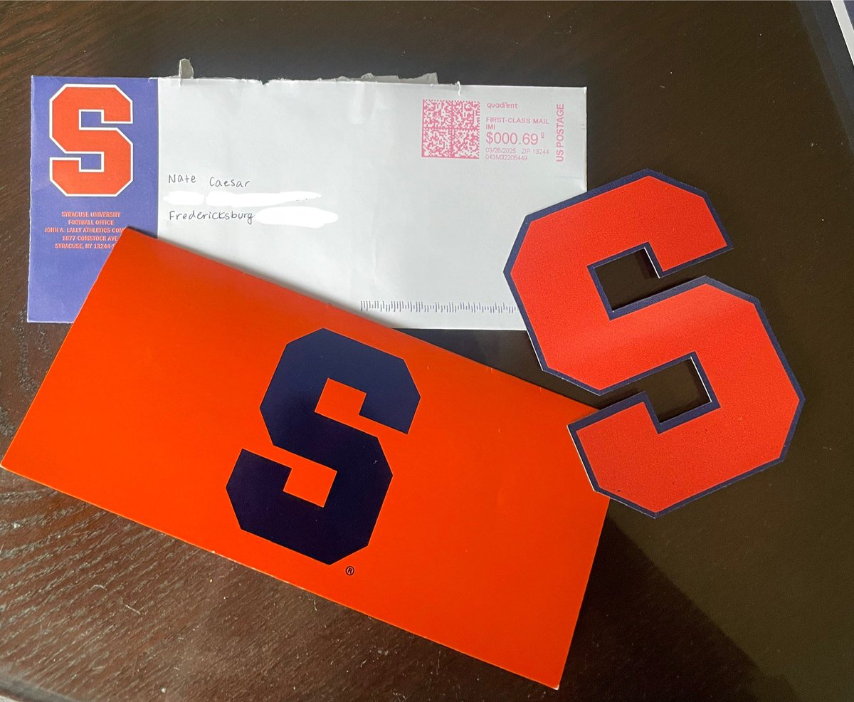 PrimetimeNate_C's tweet image. Thanks @CoachDRedd for stopping by school today and showing love. I'm looking forward to being back in NY. @M_White03 @FranBrownCuse @CoachDreKates @AlexKellyCuse