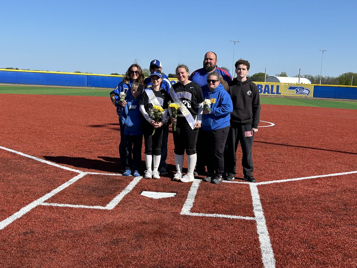 Congratulations to our senior softball players Hannah Braun and Joree Tibbs.  Thank you for all of your hard work and dedication to Skyhawk Softball!