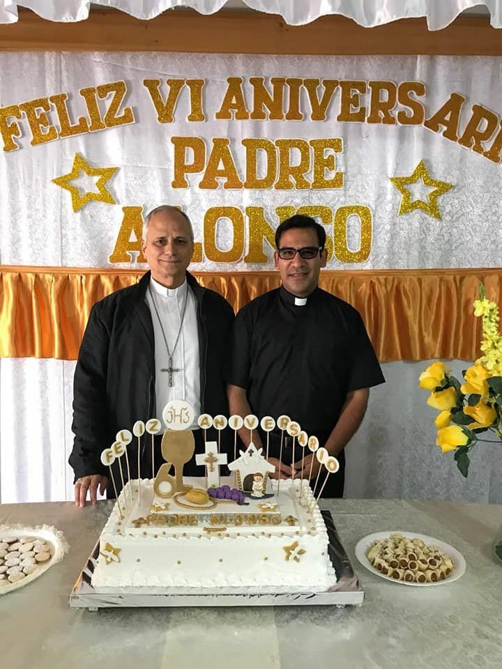 O TOPO DE BOLO 200% LATINO