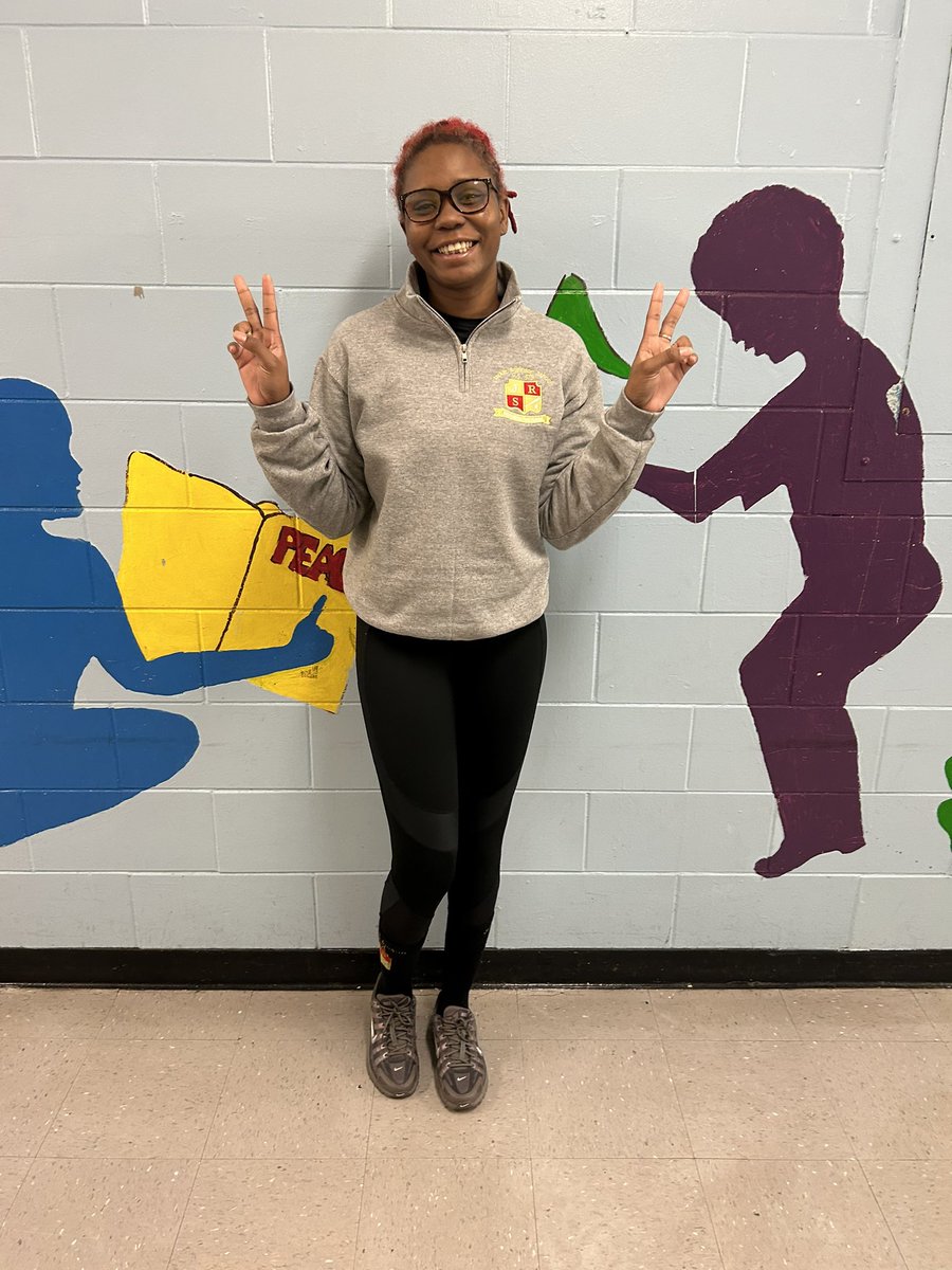 PS375Jackie's tweet photo. Feeling warm and cozy in our new school sweaters thanks to Teacher Appreciation Week! 🍎✏️ 
#GoodieBag
#TeacherAppreciationWeek
#WeAppreciateYou
#District17 #PS375JRS #DeliveringThePromise
 @District17CEC  @SheneanL https://t.co/g5BiPxmVra