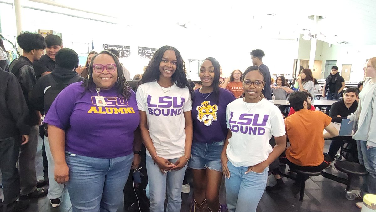 To know me is to know the I bleed purple and gold. Super happy for the young ladies off to THE BEST college on Earth. Geaux Tigers 💜💛🐅 <a href="/LSU/">LSU</a>