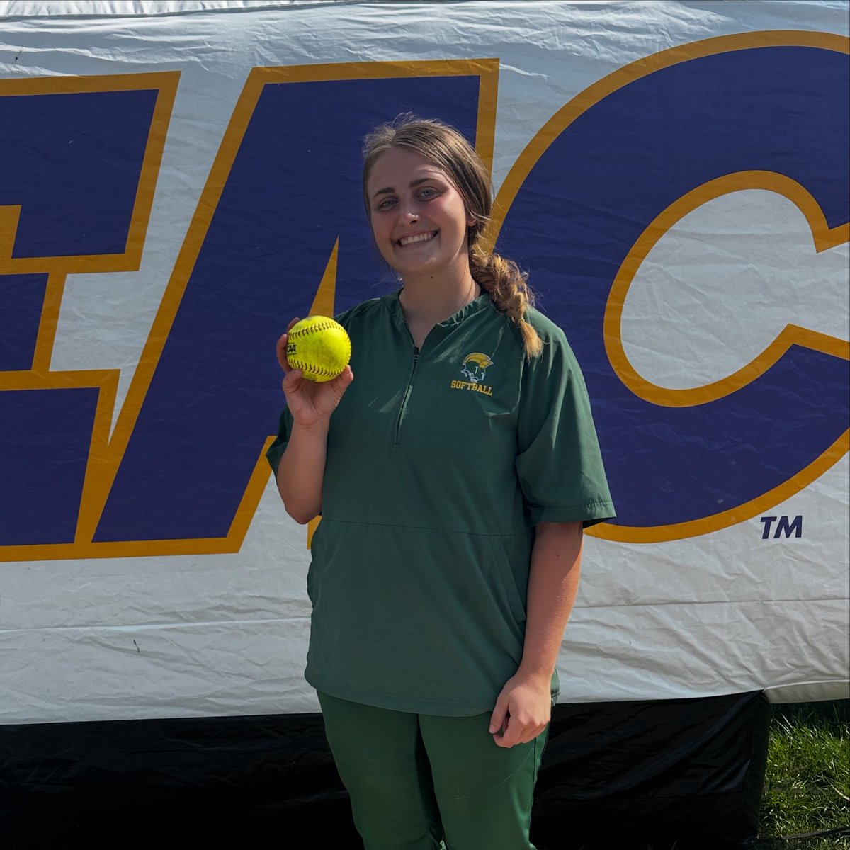 𝐁𝐈𝐆 𝐁𝐑𝐈𝐒𝐓𝐘𝐋 𝐁𝐎𝐌𝐁💣

Congratulations to Bristyl Riddick on her 1st career bomb against NC Central today to keep us in the hunt!
#WeAreUs #GoldStandard #Behold