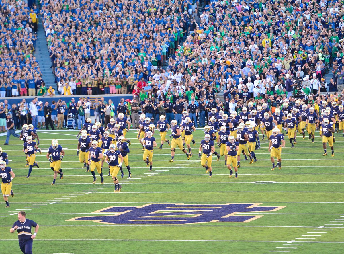 Stadium of the Night 🌚

🏟️: Notre Dame Stadium
📍: Notre Dame, Indiana 
✅: Capacity 77,620

Home of <a href="/NDFootball/">Notre Dame Football</a>