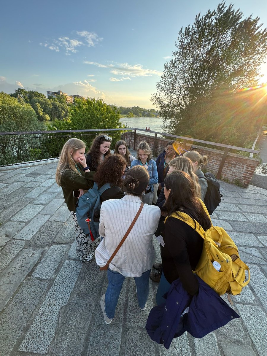 eucas2025's tweet photo. We wrapped up Day 2 with our junior social event—a fun scavenger hunt through the city that led us to a well-deserved, typical Italian aperitivo. Great science, great company, and even better spritzes! #EUCAS2025 https://t.co/ZO2k42ac4P