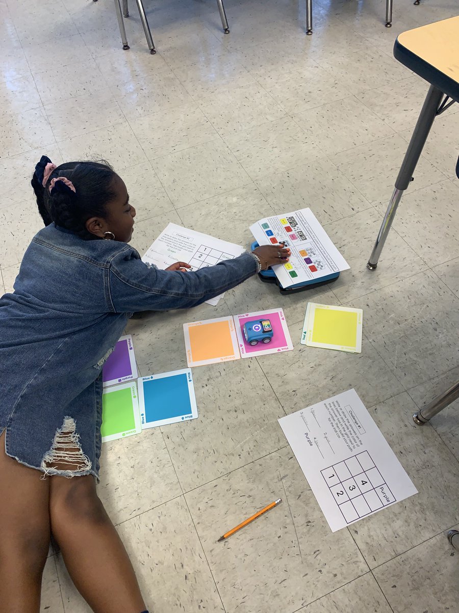 JStetinaTRT's tweet image. Mrs. Gatling's 3rd graders did a great job reviewing their money skills today with @Sphero! They are ready for their SOL test! @jennthomas75 @nicscud @hmeducate @LHTRT76 Thank you! #PPStrt