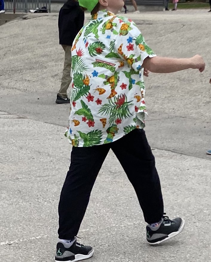 Elaine Y tweet media