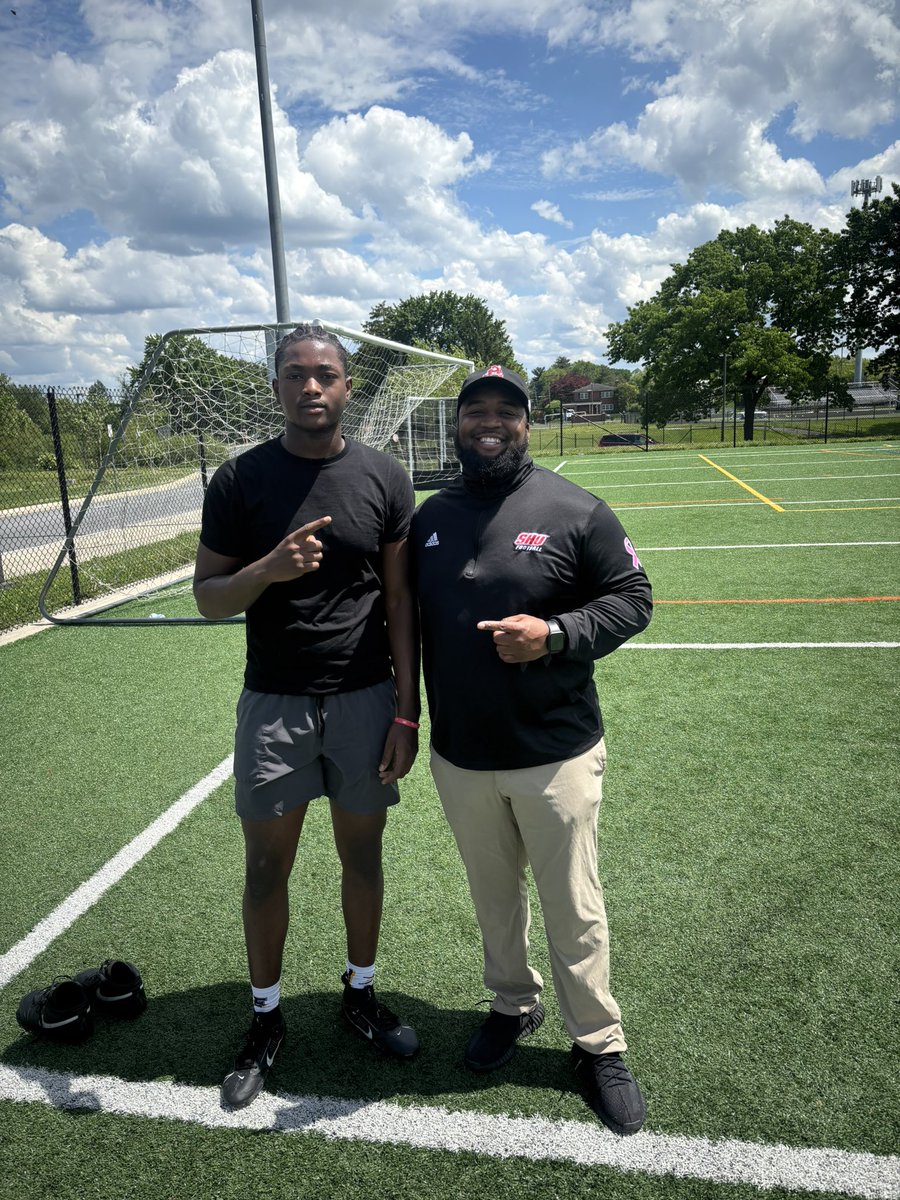 Elijah (@elithecreat) on Twitter photo thank you <a href="/_CoachWiggs/">Kyle Wiggins</a> for visiting me today!! looking forward to ballin out at your camp this summer🤝🏾<a href="/Holliday4life1/">Coach Holliday</a> <a href="/SHU__Football/">Sacred Heart Football</a> thank you <a href="/_CoachWiggs/">Kyle Wiggins</a> for visiting me today!! looking forward to ballin out at your camp this summer🤝🏾<a href="/Holliday4life1/">Coach Holliday</a> <a href="/SHU__Football/">Sacred Heart Football</a>