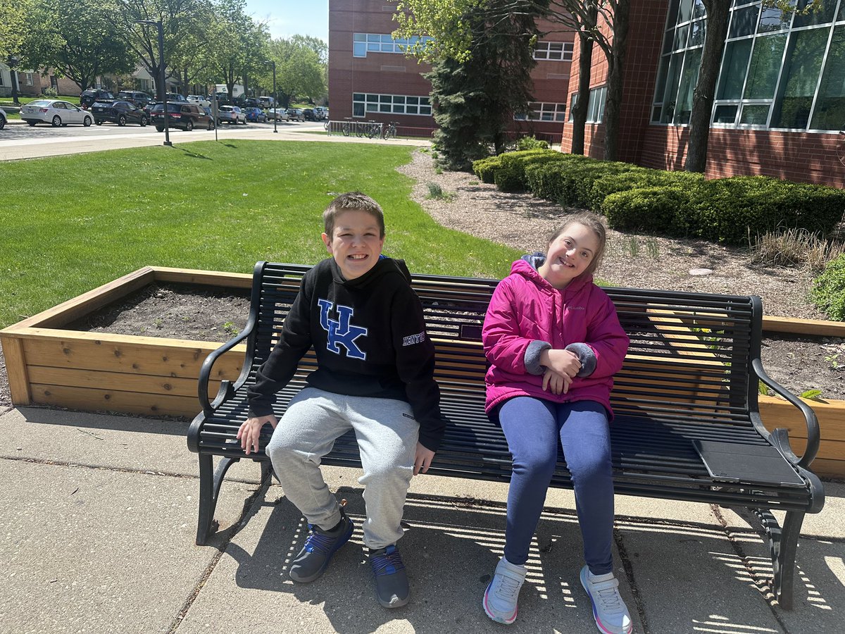 Thank you SMS for giving us a tour and letting us eat in your lunch room! Yum!