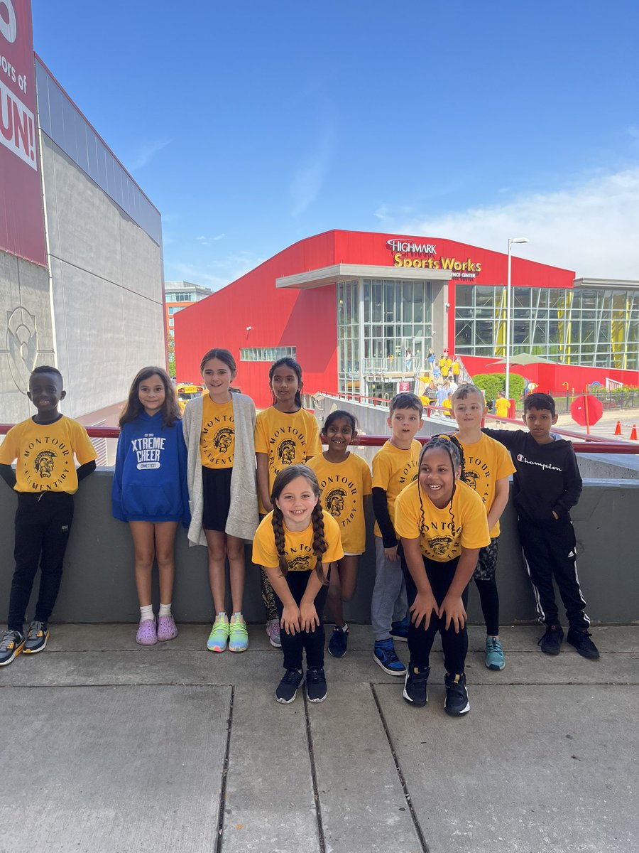 Julie Page (@profesora_page) on Twitter photo Had so much fun chaperoning Sienna’s field trip to the Science Center and making these memories! #montourelementary #montour🖤💛 <a href="/carrie_woodard_/">Carrie Woodard, NCC, NCSC</a> Had so much fun chaperoning Sienna’s field trip to the Science Center and making these memories! #montourelementary #montour🖤💛 <a href="/carrie_woodard_/">Carrie Woodard, NCC, NCSC</a>