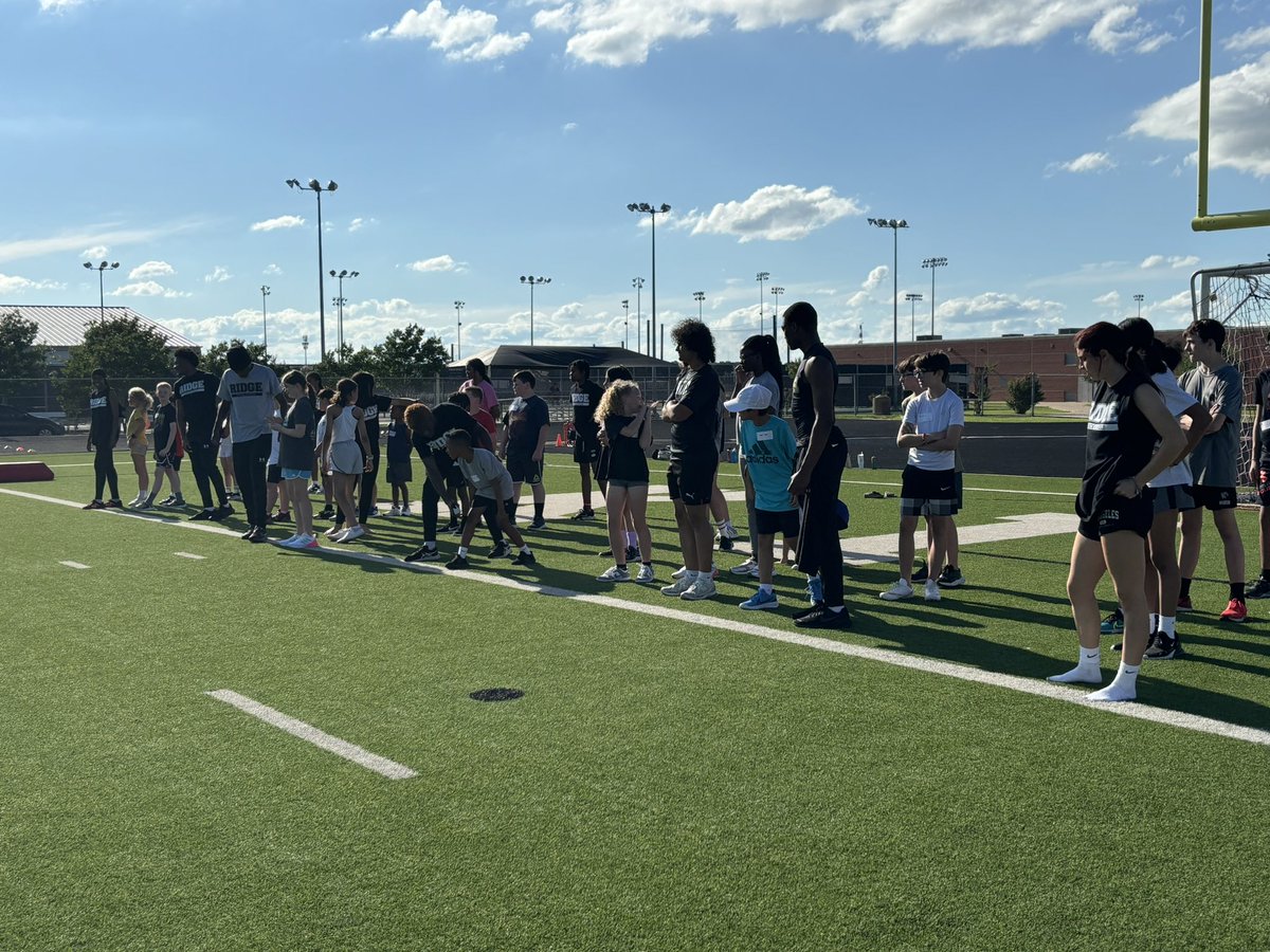 Fossil Ridge Cross Country/ Track & Field (@ridgetrack_xc) on Twitter photo More pics of our campers! These future panthers were amazing!! #givingbacktoourcommunity🐾🐾 <a href="/KISDAthletics/">Keller ISD Athletics</a> <a href="/FRHSTrackField/">Fossil Ridge High School Boys Track & Field</a> <a href="/ridgepanthers/">FRHS Panthers</a> <a href="/FossilRidgeKISD/">Fossil Ridge High School</a> <a href="/VRMSGAthletics/">VRGirlsAthletics</a> <a href="/FHLadyPanthers/">FHMS Lady Panthers</a> More pics of our campers! These future panthers were amazing!! #givingbacktoourcommunity🐾🐾 <a href="/KISDAthletics/">Keller ISD Athletics</a> <a href="/FRHSTrackField/">Fossil Ridge High School Boys Track & Field</a> <a href="/ridgepanthers/">FRHS Panthers</a> <a href="/FossilRidgeKISD/">Fossil Ridge High School</a> <a href="/VRMSGAthletics/">VRGirlsAthletics</a> <a href="/FHLadyPanthers/">FHMS Lady Panthers</a>