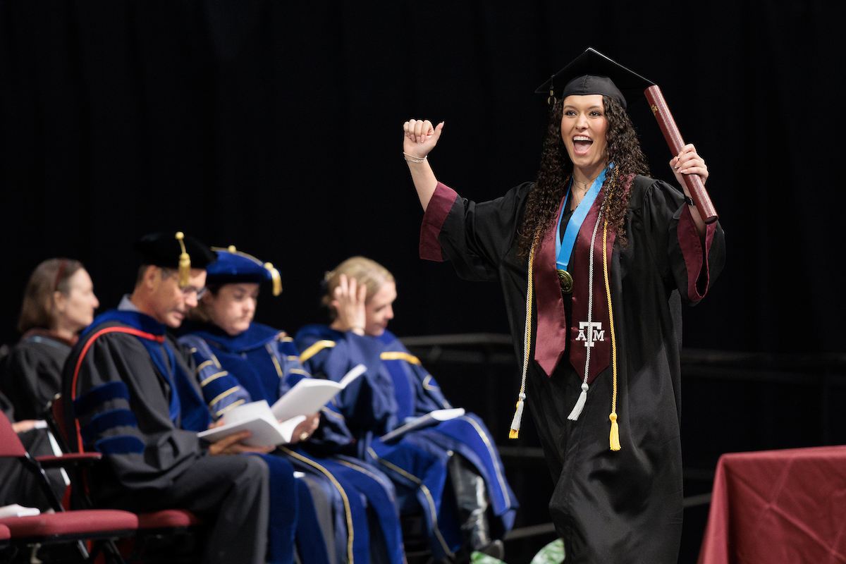 TAMU's tweet photo. They came. They studied. They conquered.
Congratulations to our new Aggie graduates! π
#TAMUgrad #GigEm #TAMU #Graduation https://t.co/7ylQ13KL41