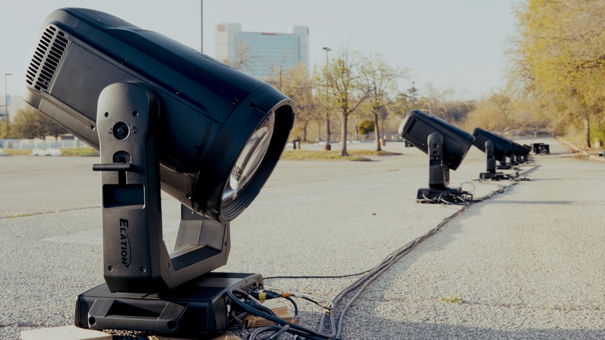 🎖️ Elation Lighting brilló en la Gran Inauguración del Museo Nacional de la Medalla de Honor Más de 100 luminarias, drones y fuegos, liderados por PROTEUS ATLAS, crearon un show inmersivo y emotivo.
#ElationLighting #LightingDesign #LiveEvents