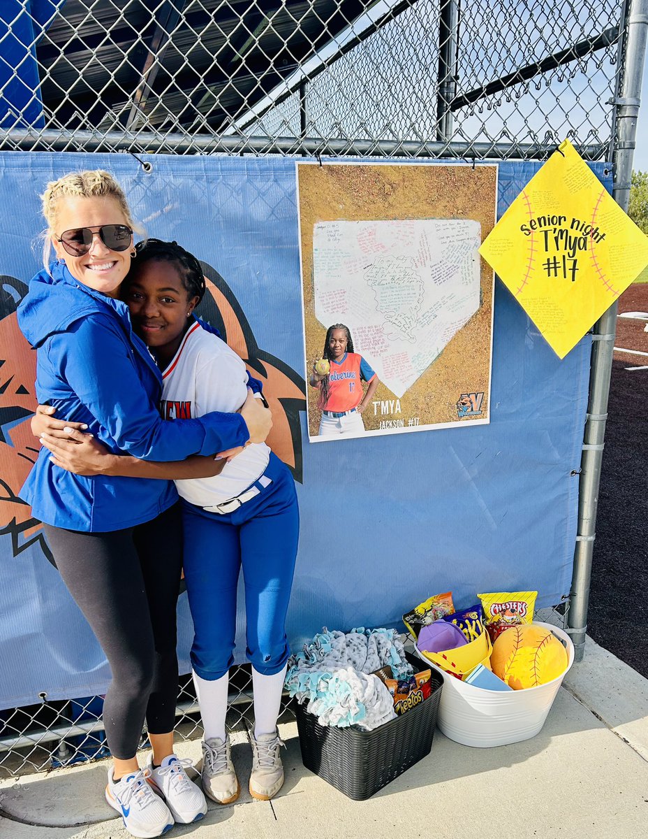 Westview Wolverines Softball tweet media