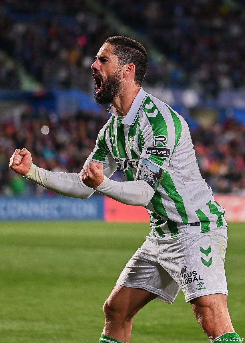 ByPabloxX2's tweet photo. No tengo palabras para describir lo que es Isco para el Real Betis. Gracias por existir y gracias por creer en nosotros, @isco_alarcon. https://t.co/PEaNSoXVBf