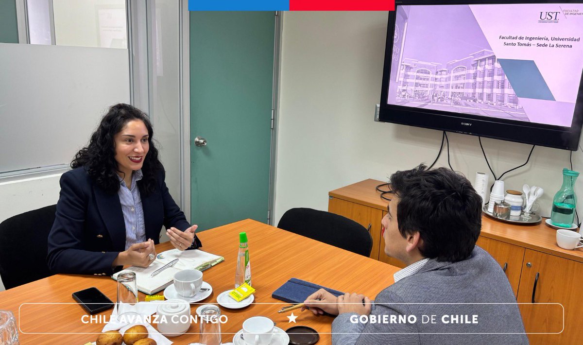 #AgendaMinería | Porque la vinculación con las instituciones es clave para generar espacios de inclusión y permanencia de más mujeres en minería, la Seremi de Minería Constanza Espinosa se reunió con el encargado de las nuevas carreras de Ingeniería en Minas y Geología UST.