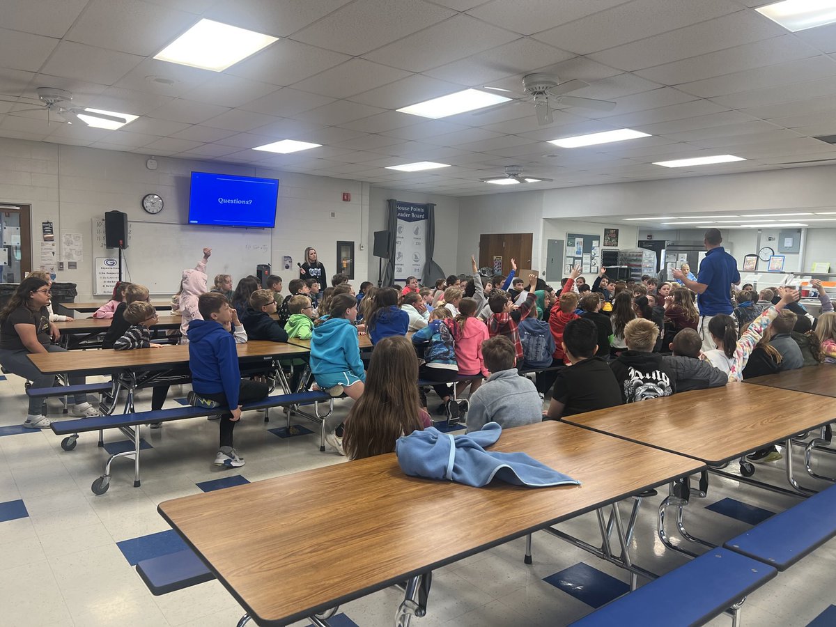 Thank you to the ⁦<a href="/awlsft/">Fallen Timbers M.S.</a>⁩ staff for a great session with our 4th graders.  They are so excited to find out what house they will be in next year and the opportunities ahead of them.
