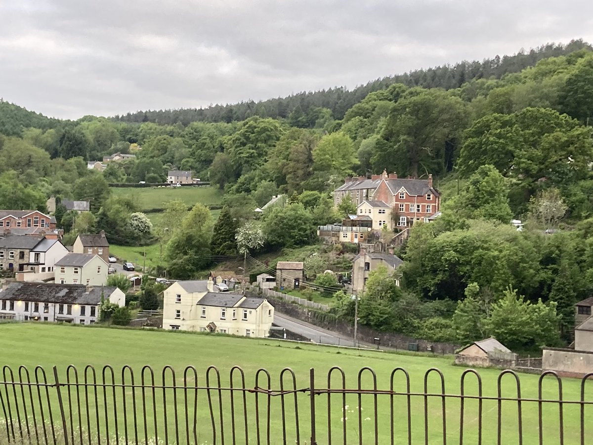 Liz Lane (@lizlanecomposer) on Twitter photo What a beautiful setting for a poignant and beautiful performance by <a href="/LydbrookBand/">Lydbrook Band</a> on this #VEDay80. A real honour, thank you.
First 📷 by Lydbrook Band What a beautiful setting for a poignant and beautiful performance by <a href="/LydbrookBand/">Lydbrook Band</a> on this #VEDay80. A real honour, thank you.
First 📷 by Lydbrook Band