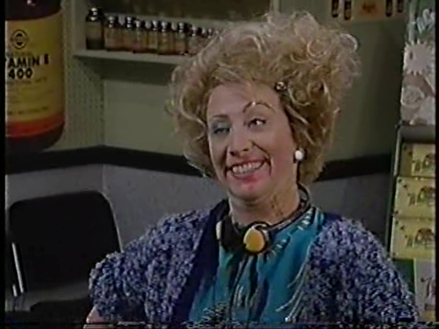 NEW EPISODE: It's John Goodman and Jewel from May 10th 1997!

It's Goodman's eighth hosting gig and our first time covering a Celebrity Jeopardy sketch! How the hell did we manage to go this long without doing that?? 

LISTEN: traffic.libsyn.com/secure/thatwee…