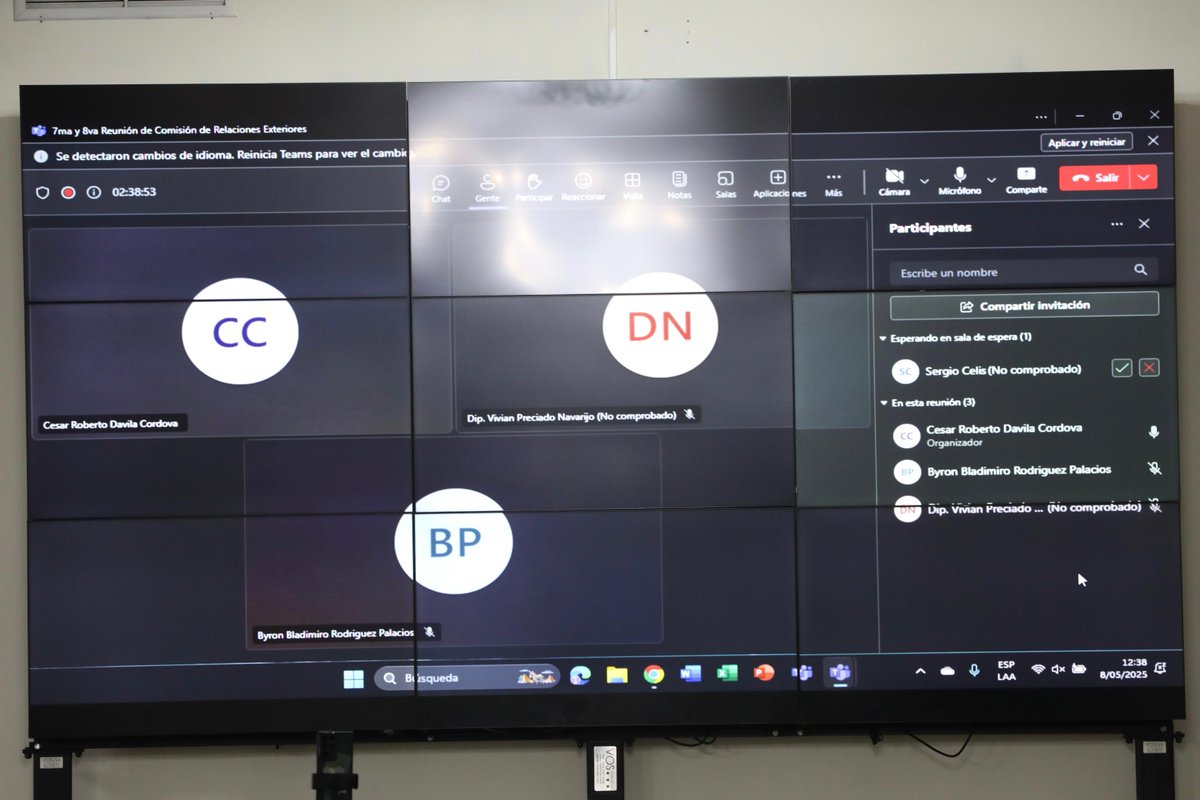 La Comisión de Relaciones Exteriores, presidida por el diputado César Dávila <a href="/CesarDavil86564/">Cesar Davila</a>, se reunió con funcionarios del <a href="/MinexGt/">MINEX Guatemala 🇬🇹</a>, para dar seguimiento al análisis de la iniciativa 5966, que propone una ley del servicio exterior del Estado de Guatemala.
