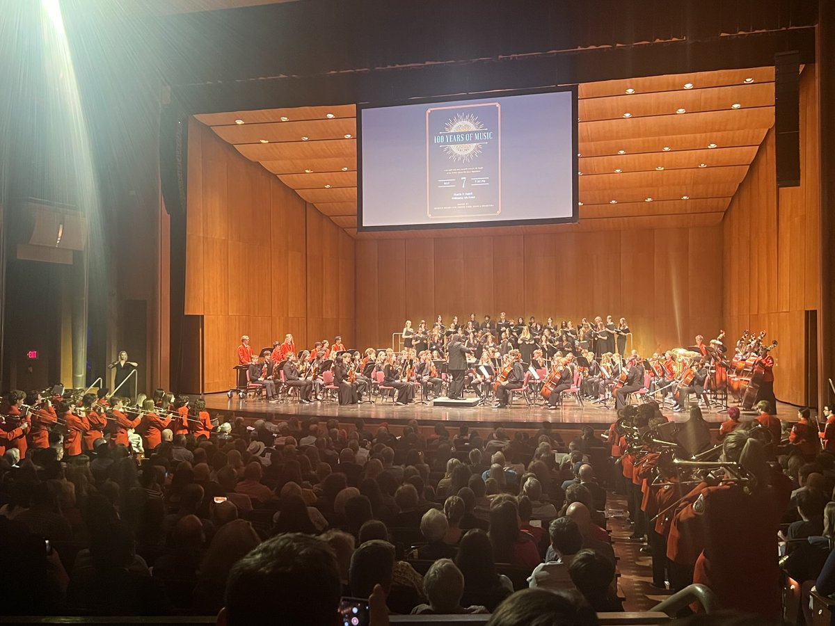 SimpsonTake2's tweet photo. Still thinking about the amazing @WebsterGrovesHS 100 Years of Music Celebration last night! Our students and staff are so remarkably talented and were all grateful for them sharing their gifts with us!! #wgbuzz @WebsterGrovesSD https://t.co/Y4ZMQZwEh9