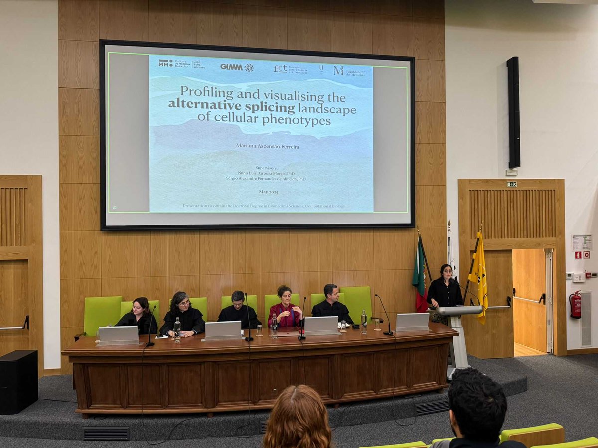 NMoraisLab's tweet image. We proudly have a new Doctor! 🥳
Many congratulations, @marianaascf, for the brilliant viva yesterday! 👏🎓🍾 We wish you all the best for the future! ❤️
Thank you, @EduEyras, @biocomicslab, Margarida G. Carvalho, @leonor_saude, and Mário Ramirez for the fantastic discussions! 🙏