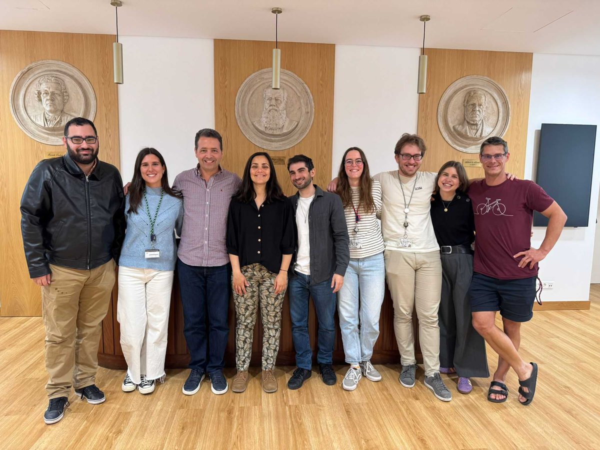 NMoraisLab's tweet image. We proudly have a new Doctor! 🥳
Many congratulations, @marianaascf, for the brilliant viva yesterday! 👏🎓🍾 We wish you all the best for the future! ❤️
Thank you, @EduEyras, @biocomicslab, Margarida G. Carvalho, @leonor_saude, and Mário Ramirez for the fantastic discussions! 🙏