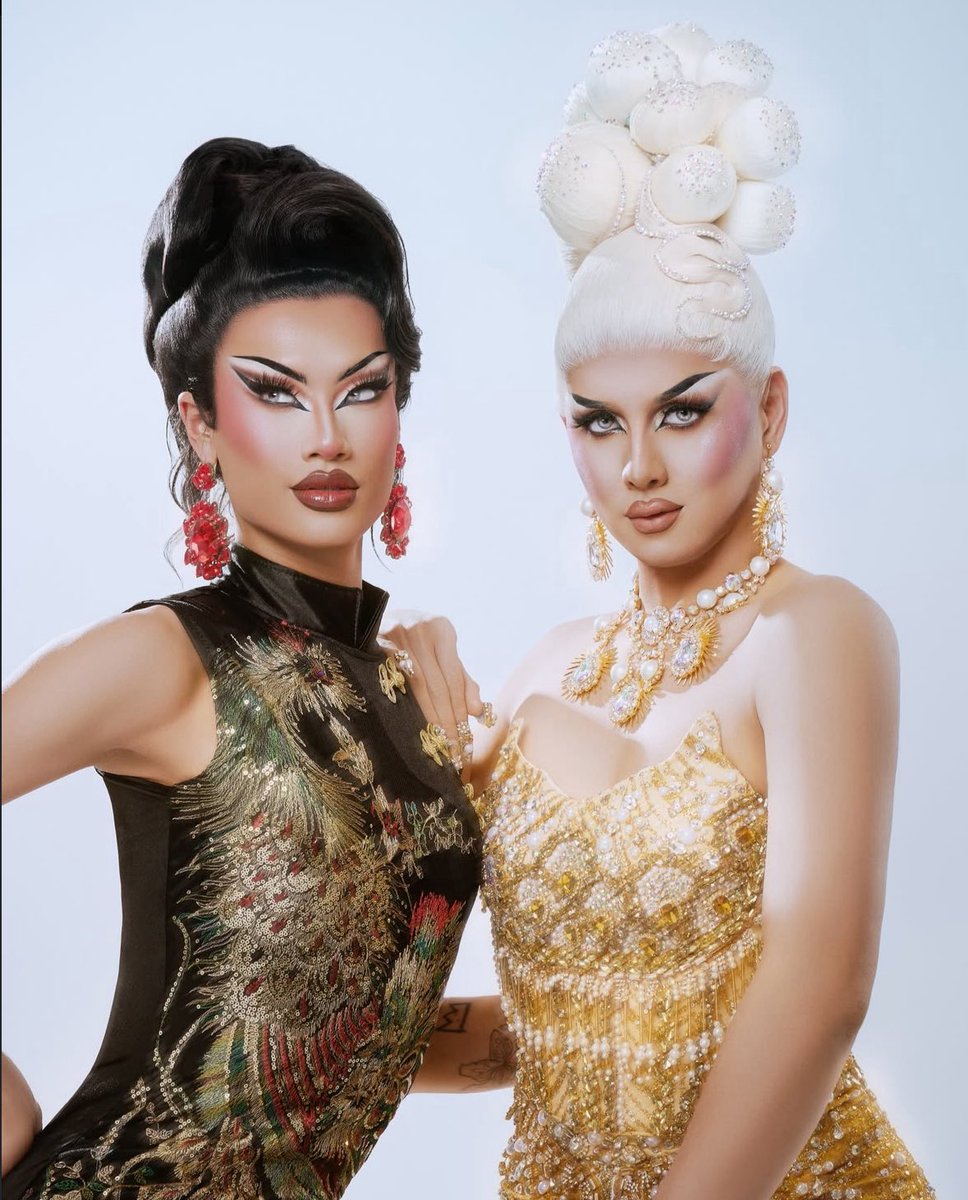 Aurora Matrix looks regal alongside Lena Đĩ Matrix in new photos.