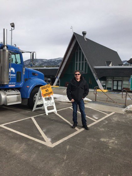 2500MileZone's tweet photo. @TomCruise You’re welcome in Asheville, NC. https://t.co/8YXFwncS29