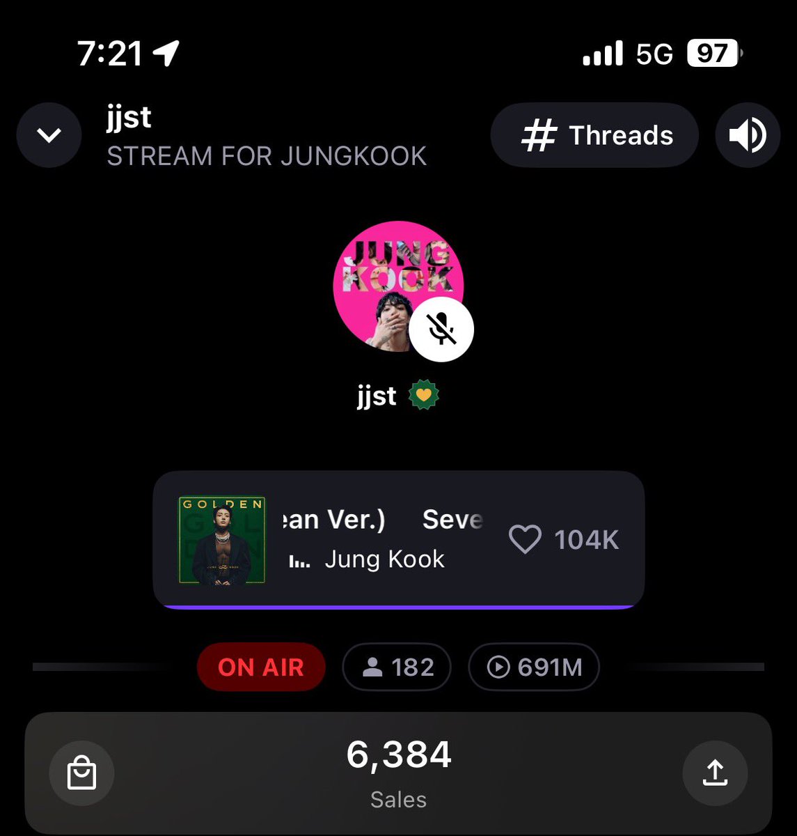 bl8hm's tweet photo. @JKJP_STREAM_ おはようございます😊
いつもありがとうございます💜

今日も皆様と一緒にStreaming とShazam でJUNGKOOK の応援🎶

STREAM FOR JUNGKOOK 
#JungKook_GOLDEN https://t.co/VakaKPd3FD