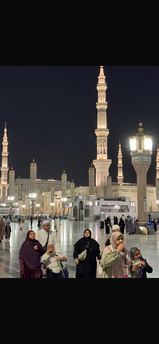 SabrinBio's tweet image. Dump oder so