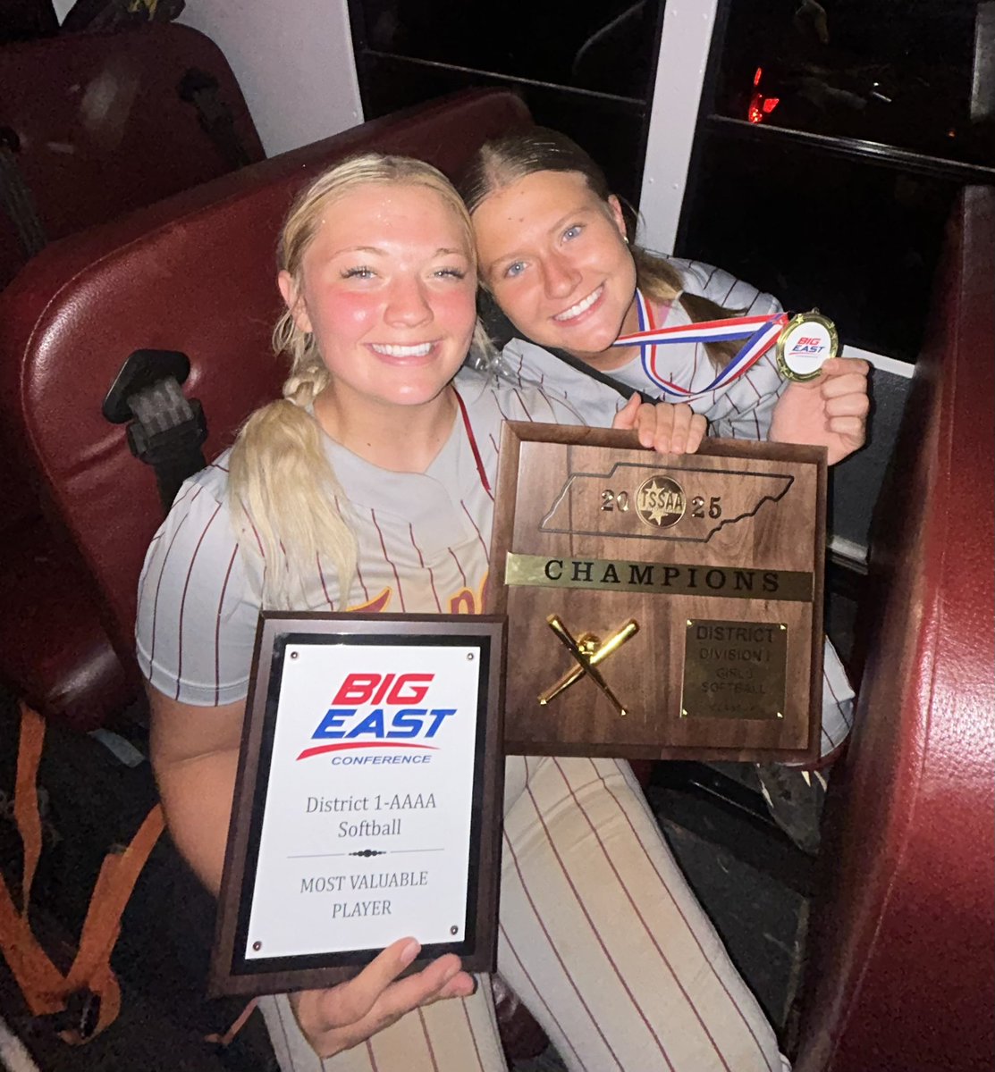 Isabel Meeks (@isabelmeeks2026) on Twitter photo DISTRICT CHAMPS🔥🔥🔥 So honored to be chosen as all tournament team! Ready to get back after it Monday evening for round 1 region game!!! GO LADY TOPPERS💛🎩 <a href="/SHToppersSB/">Science Hill Softball</a> <a href="/SHToppersATH/">Science Hill Athletics</a> <a href="/LoraWilgus/">Lora Wilgus</a> <a href="/Maddiediamond12/">Madeline Diamond</a> <a href="/KayleeOler/">Kaylee Oler</a> <a href="/ETSUSoftball/">ETSU Softball</a> <a href="/CoachmilliSB/">Cheryl Milligan</a> DISTRICT CHAMPS🔥🔥🔥 So honored to be chosen as all tournament team! Ready to get back after it Monday evening for round 1 region game!!! GO LADY TOPPERS💛🎩 <a href="/SHToppersSB/">Science Hill Softball</a> <a href="/SHToppersATH/">Science Hill Athletics</a> <a href="/LoraWilgus/">Lora Wilgus</a> <a href="/Maddiediamond12/">Madeline Diamond</a> <a href="/KayleeOler/">Kaylee Oler</a> <a href="/ETSUSoftball/">ETSU Softball</a> <a href="/CoachmilliSB/">Cheryl Milligan</a>