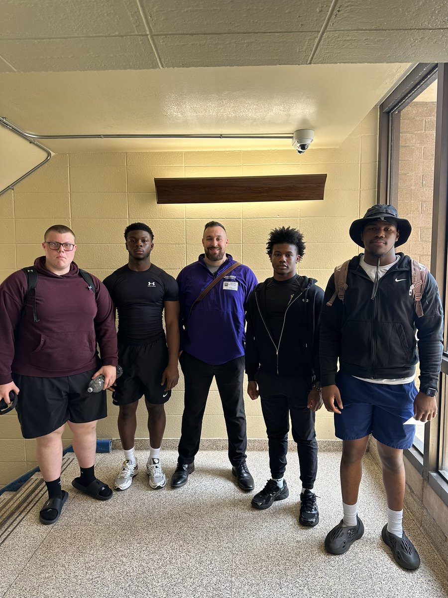 Darrell Dulany (@coach_ud1) on Twitter photo Thank you, <a href="/CoachBerardelli/">Dylan Berardelli</a> for taking the time to speak with our Student-Athletes here at Upper Darby High School. 
<a href="/StonehillFB/">Stonehill Football #DIG</a> 
<a href="/OsmanDaffay10/">Osman Daffay</a> <a href="/zeem7k/">A’zeem Spicer</a> <a href="/michaelhoyt56/">Michael Hoyt (C/O'26) IDL</a> @salah20K Thank you, <a href="/CoachBerardelli/">Dylan Berardelli</a> for taking the time to speak with our Student-Athletes here at Upper Darby High School. 
<a href="/StonehillFB/">Stonehill Football #DIG</a> 
<a href="/OsmanDaffay10/">Osman Daffay</a> <a href="/zeem7k/">A’zeem Spicer</a> <a href="/michaelhoyt56/">Michael Hoyt (C/O'26) IDL</a> @salah20K