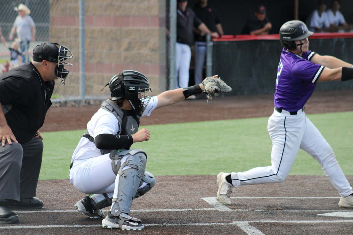 Anthony Jones (@anthony618jones) on Twitter photo Final: Mascoutah 10-8 Triad
The Indians deal the Knights’ first in-state loss of the season after this two-day affair.
<a href="/TriadBaseball/">Triad Knights Baseball</a> (21-4) falls to 7-1 in MVC play, while Mascoutah (15-6) improves to 4-4 in league action. Final: Mascoutah 10-8 Triad
The Indians deal the Knights’ first in-state loss of the season after this two-day affair.
<a href="/TriadBaseball/">Triad Knights Baseball</a> (21-4) falls to 7-1 in MVC play, while Mascoutah (15-6) improves to 4-4 in league action.