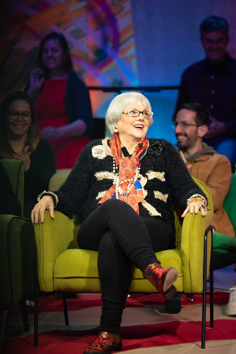 5meianoite tweet media