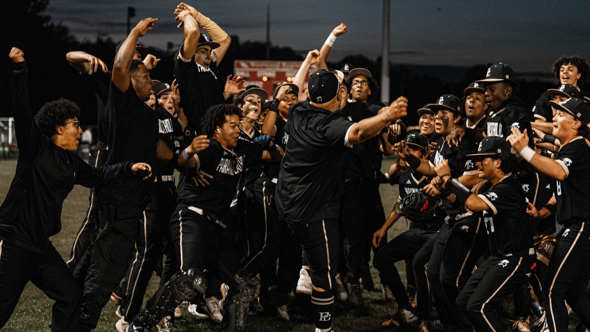 🏟️⚾ WHAT A COMEBACK! Paladins win 7-5 over Westwood to reach BCT Quarterfinals! 💥 Let’s pack the stands! 💪 #PaladinPride #BCT2025 #BaseballFever