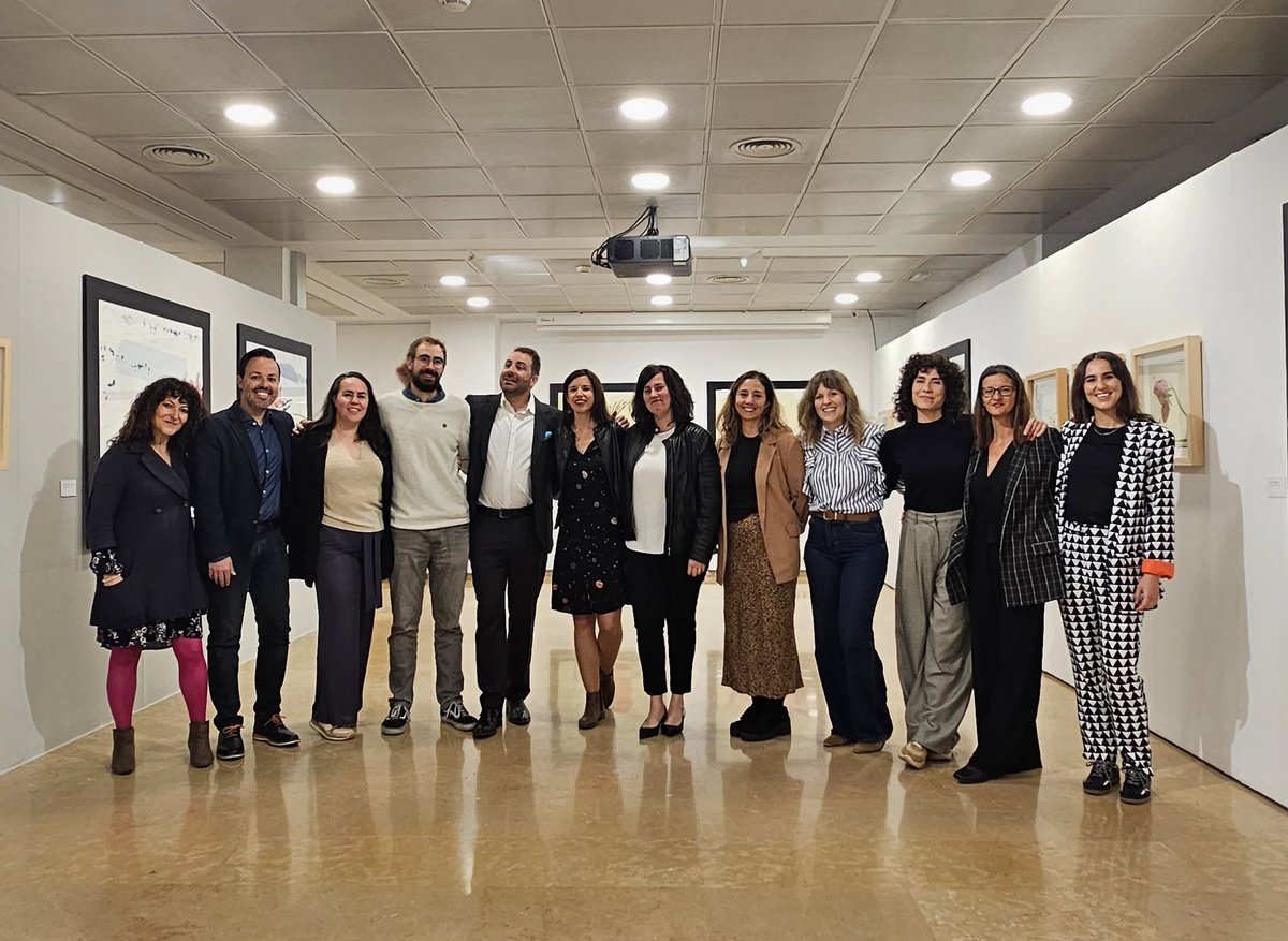 Foto de família de la comissió executiva de la <a href="/unioperiodistes/">Unió de Periodistes</a> en els #PremisLlibertatdExpressio 2025. Talent i bona gent.