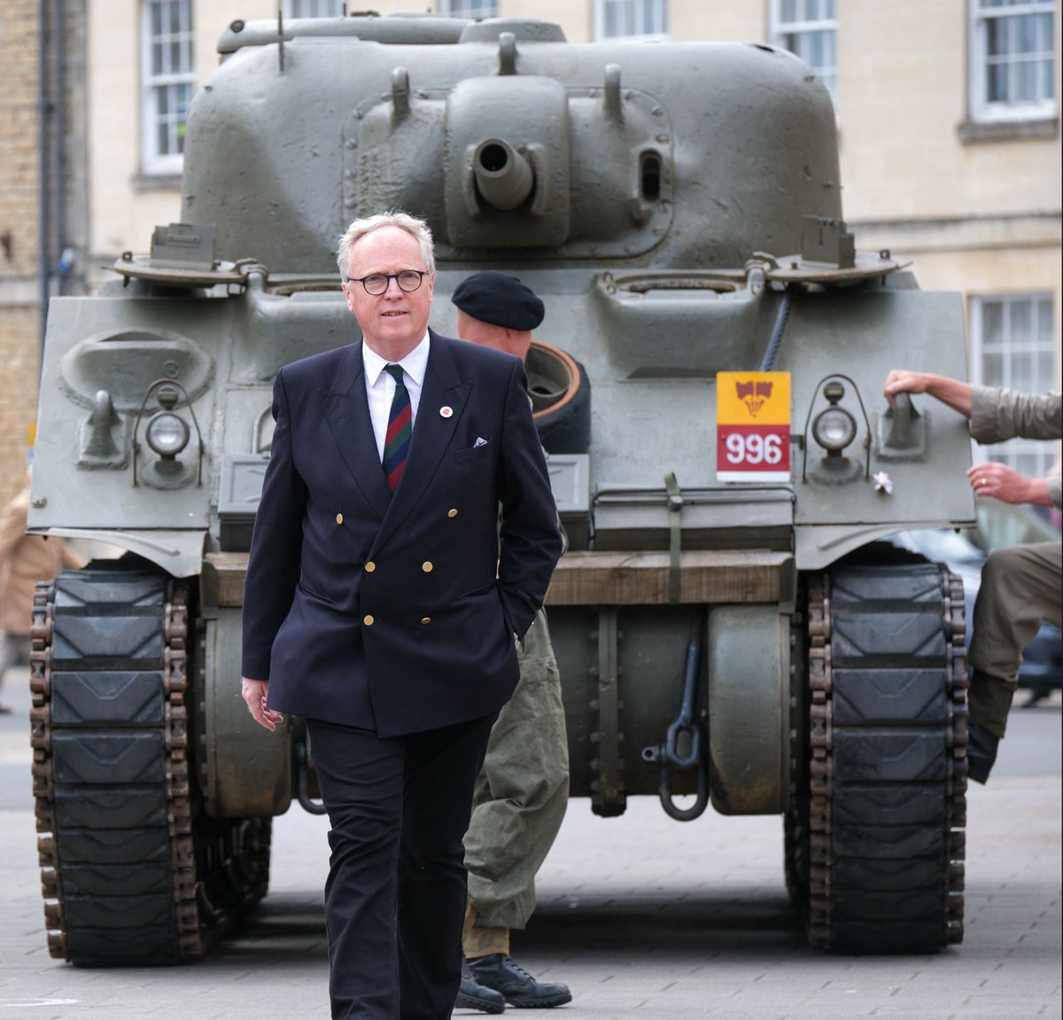 An honour to be involved in VE80 Day celebrations across Melksham and Devizes Constituency today. A pleasant surprise to have an encounter with a sherman tank in Melksham!