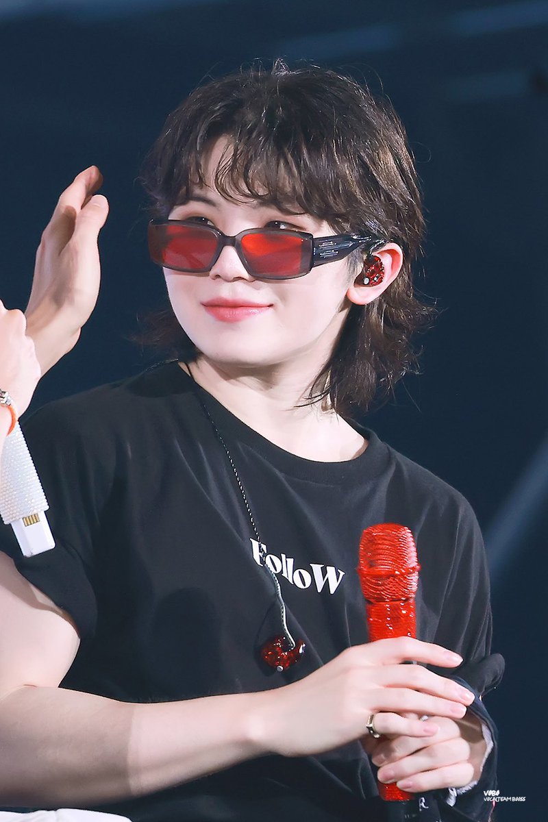 あまりにも純粋無垢なまなざしのウジちゃん一生守る🥺