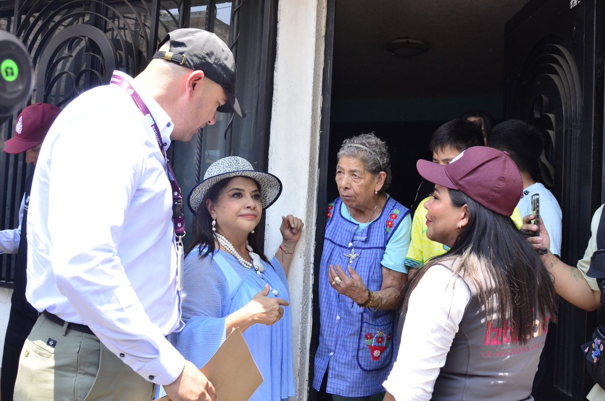 Clara Brugada Molina (@clarabrugadam) on Twitter photo Durante la jornada del programa #CasaXCasa en la colonia Campamento 2 de Octubre, <a href="/IztacalcoAl/">Alcaldía Iztacalco</a> , anunciamos una serie de acciones para transformar integralmente esta zona, con énfasis en seguridad, espacios públicos y servicios urbanos, como la instalación de 2,670 nuevas Durante la jornada del programa #CasaXCasa en la colonia Campamento 2 de Octubre, <a href="/IztacalcoAl/">Alcaldía Iztacalco</a> , anunciamos una serie de acciones para transformar integralmente esta zona, con énfasis en seguridad, espacios públicos y servicios urbanos, como la instalación de 2,670 nuevas