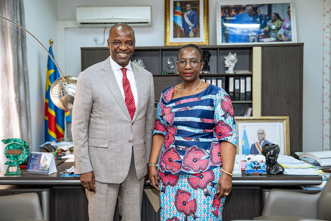 Ministère des Droits Humains RDC (@droitshumainscd) on Twitter photo Visite de M. John Agbor au Ministère des Droits Humains
La Ministre des Droits Humains, Me Chantal CHAMBU MWAVITA, a reçu en audience M. John Agbor, Représentant adjoint de l’<a href="/UNICEFDRC/">UNICEF en RDC</a>.
Au cœur des échanges : l’engagement renouvelé de l’UNICEF à accompagner les actions du Visite de M. John Agbor au Ministère des Droits Humains
La Ministre des Droits Humains, Me Chantal CHAMBU MWAVITA, a reçu en audience M. John Agbor, Représentant adjoint de l’<a href="/UNICEFDRC/">UNICEF en RDC</a>.
Au cœur des échanges : l’engagement renouvelé de l’UNICEF à accompagner les actions du