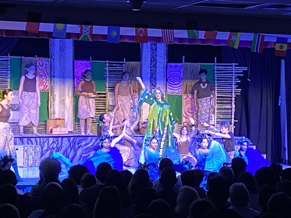 Chee Hoo! Moana Jr is underway.