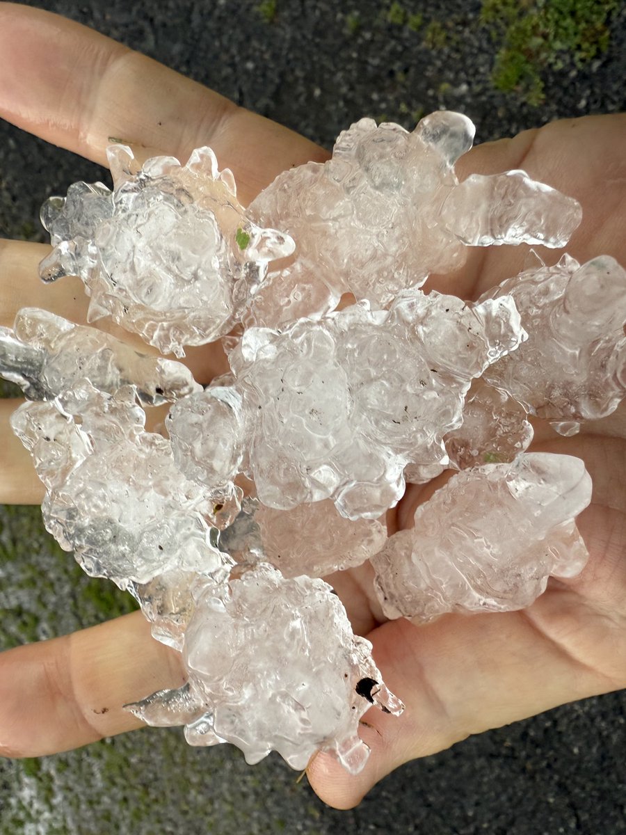 Keith Arnett (@_keitharnett) on Twitter photo Some ping pong to golfball size hail just moved thru Emma in Northern Floyd co just now <a href="/nwsjacksonky/">NWS Jackson KY</a> <a href="/Kentuckyweather/">Chris Bailey🌪️⚡️</a> <a href="/JimWKYT/">Jim Caldwell ⛈️</a> <a href="/brobwx/">Brandon Robinson</a> Some ping pong to golfball size hail just moved thru Emma in Northern Floyd co just now <a href="/nwsjacksonky/">NWS Jackson KY</a> <a href="/Kentuckyweather/">Chris Bailey🌪️⚡️</a> <a href="/JimWKYT/">Jim Caldwell ⛈️</a> <a href="/brobwx/">Brandon Robinson</a>